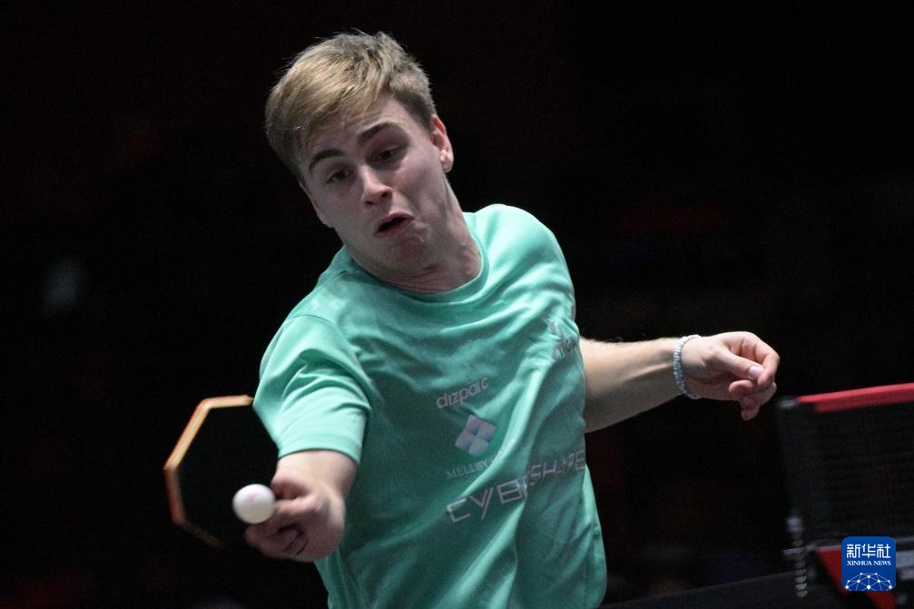 中国球员依 中国球员依